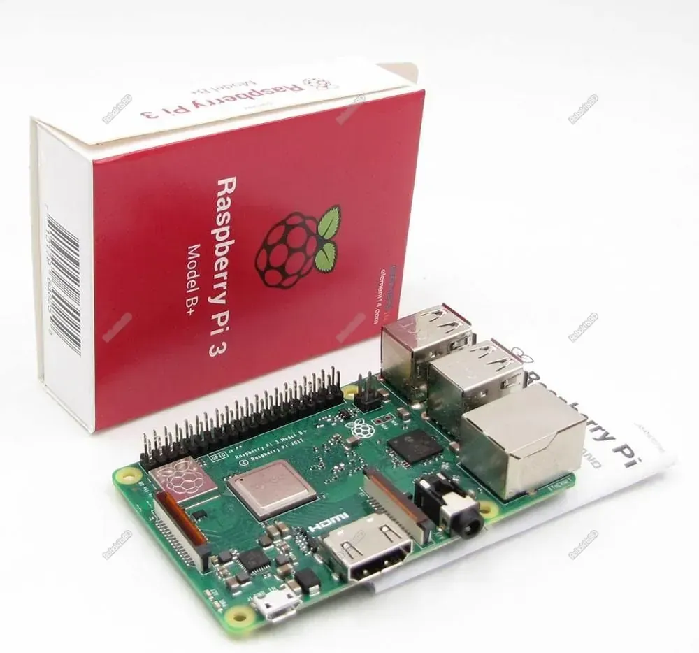 Raspberry Pi 3 Model B+ view 4