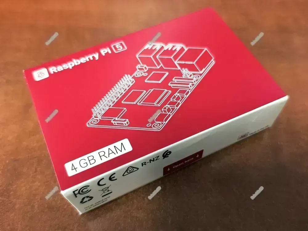 Raspberry Pi 5 Model B 4GB Set view 2